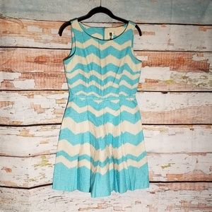 JULIAN TAYLOR Chevron print dress Size 4